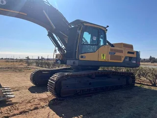 Plant and machinery availablr for hire