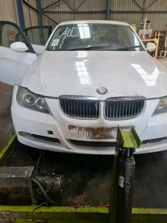 Bmw E90 323i Automatic 2007 Model Spares