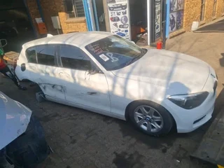BMW F20 116i N13 manual 2014 MODEL FOR SPARES