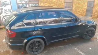 BMW X5 E70 3.0D M57 AUTO 2009 MODEL SPARES