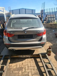 BMW X1 E84 N20 2.0i XDRIVE MANUAL 2012 MODEL SPARES
