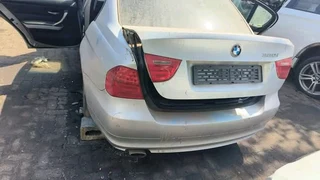 BMW E90 320i N46 AUTOMATIC 2009 MODEL SPARES