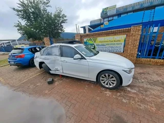 BMW F30 320i N20 AUTOMATIC 2014 MODEL SPARES