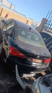 BMW F30 320i manual 2014 MODEL SPARES