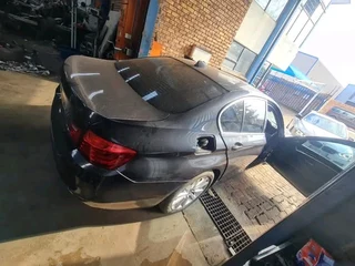 BMW F10 520i N20 AUTOMATIC 145KM 2014 MODELSTRIPPING FOR SPARES