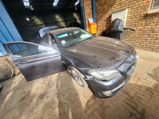 BMW F10 520i N20 AUTOMATIC 145KM 2014 MODELSTRIPPING FOR SPARES