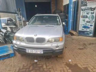 Stripping Bmw X5 E53 4.4i Automatic 2002 Model