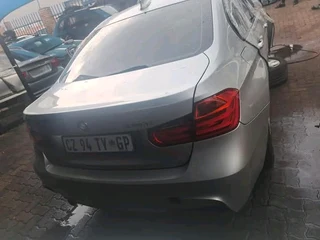 STRIPPING BMW F30 320i N20 AUTOMATIC 2014 MODEL M.sport FOR SPARES