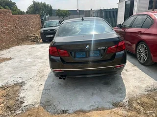 BMW F10 520i n20 engine auto 2014 luxury lineSTRIPPING FOR SPARES