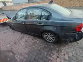 Stripping Now Bmw E90 320d M47 2007 Auto For Spares