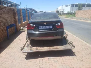 Stripping Now Bmw E90 320d M47 2007 Auto For Spares