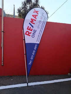 Light boxes, car wraps, decals, custom wall paper, billboards, big to small, we do it all