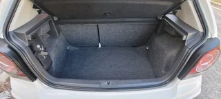 2005 Vw Polo 1.9 TDI 96Kw 6 Speed 158000Km with books the car is lady owned R135 000neg