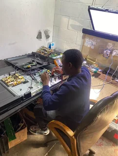 Tv repair man looking for work