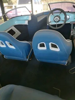 Vw volksie bus 2.3 i for sale R165k neg...&amp; bass boat Yamaha 85