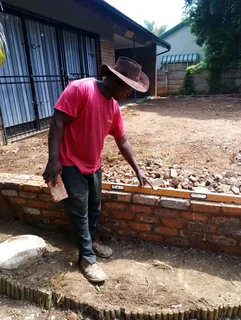 All construction jobs including paving ,painting,plastering&amp; building of structures