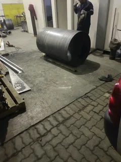 LOOKING FOR A JOB AS A WELDER OR PIPEFITTER