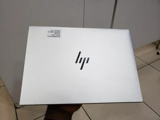 HP EliteBook 830 G10 13.3&#39; Core i5-1335U 16GB RAM LPDDR5, 512GB SSD 4G Win 11 Pro Laptop