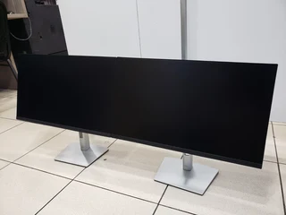 Dell P2422H 23.8-inch Full HD 5ms IPS Monitor