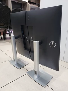 Dell P2422H 23.8-inch Full HD 5ms IPS Monitor