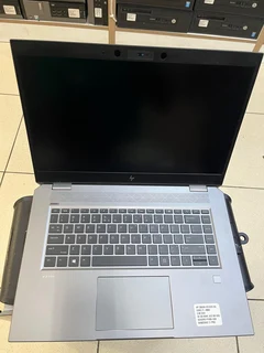 HP Zbook Studio G5 CORE i7-8850H - 32GB RAM - 512 GB SSD - Windows 11 PRO