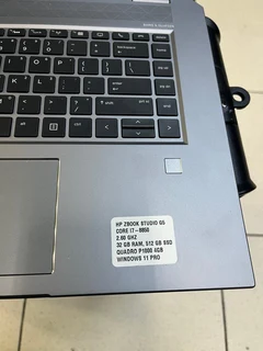 HP Zbook Studio G5 CORE i7-8850H - 32GB RAM - 512 GB SSD - Windows 11 PRO