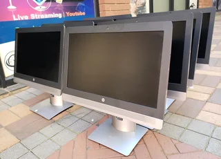 HP ProOne 600 G2 21.5-inch All-in-One PC Core i7-6700 3.20GHz, 8GB RAM DDR4,512GB SSD Win10 pro