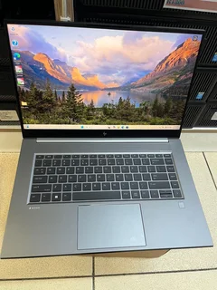 Hp Z book studio G8 15.6 inch  mobile workstations 1920 1080 core I7 11th gen 32gb ram 512gn ssd