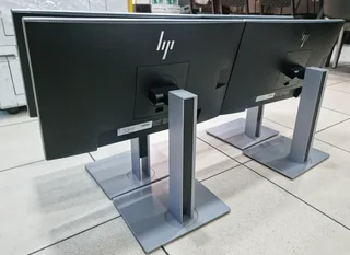 HP E223  22inch Boderless Monitor