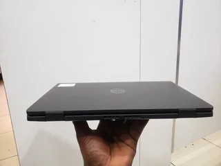 Dell Latitude 7330 13.3-inch Core i7-1265U 16GB RAM ,512GB SSD Touch screen