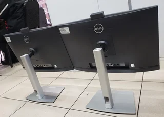 Dell OptiPlex 7420 23.8-inch Core i5-14500T 8GB RAM DDR5, 256GB SSD Win 11 Pro All-in-One PC