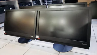 Lenovo ThinkCentre M910z All in One Desktop Intel,Core i5-7th Gen,8GB RAM,1TB HDD, PREOWNED