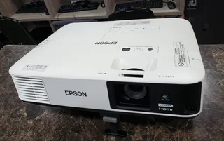 Epson EB-2155W Projector clean as New