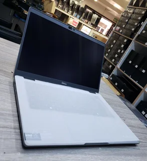 Dell Latitude 5350 13.3-inch/Intel Core Ultra 7 165U, 32GB RAM 512GB SSD ,4G Win 11 Pro