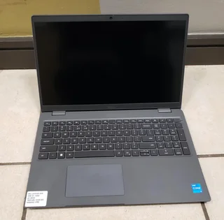 Dell Latitude 3540 15.6-inch, Intel Core i5-1335U,16GB RAM,512GB SSD   Win 11 Pro