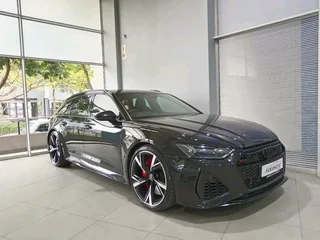 2022 Audi RS6Avant Quattro