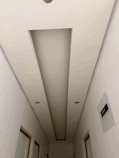 COMPETENT,  SKILLED,  EXPERIENCED AND PROFESSIONAL CARPENTER.