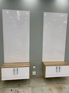 PROFFESIONAL,  SKILLED,  EXPERIENCED AND COMPETENT CARPENTER.