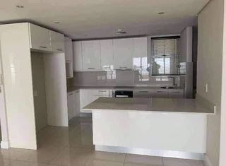 PROFESSIONAL, COMPETENT,  EXPERIENCED AND SKILLED CARPENTER.