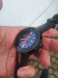 Gucci High Fashion Quartz Watch With Rubber Strap