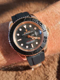 Rolex Yachtmaster 40mm Mens Automatic Watch Rose Gold