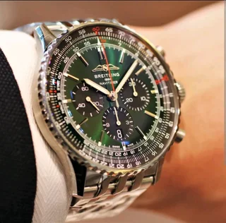 Breitling Navitimer Mens 46mm Chronograph Watch Sunburst Green Dial