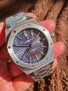 Audemars Piquet Royal Oak Jumbo Mens Automatic Watch Sunburst blue patisserie dial