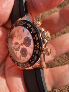 Rolex Daytona Mens Automatic Watch Gold/Rubber strap