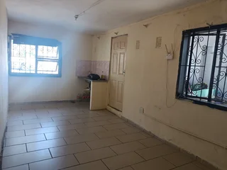 Outbuilding - Ad posted by Laura