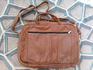**NEW** Genuine Leather Laptop Carry Bag STYLISH