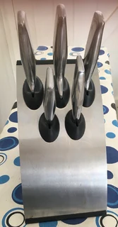 Knife Stand and 6 Stainless Steel assorted knives