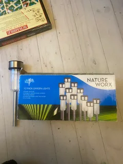 Solar powered garden lights set of 10 in box