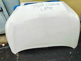 toyota corolla cross bonnet