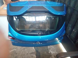 renault kiger tailgate